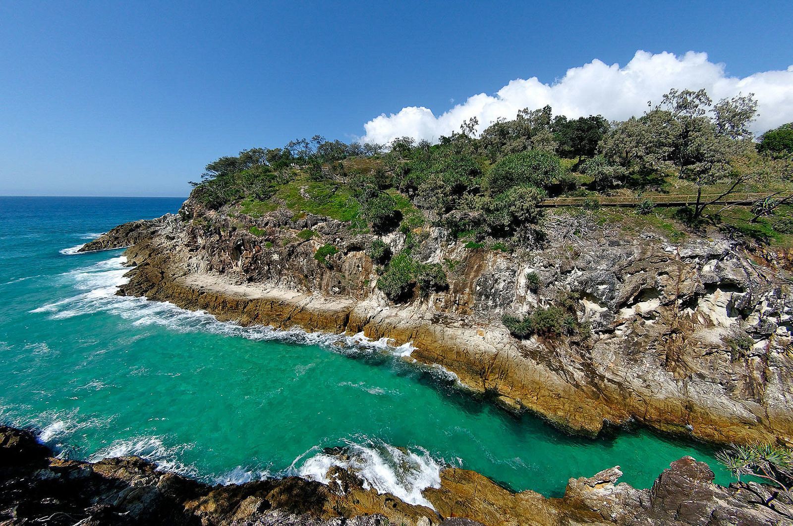 Tour of the Week: North Stradbroke Island